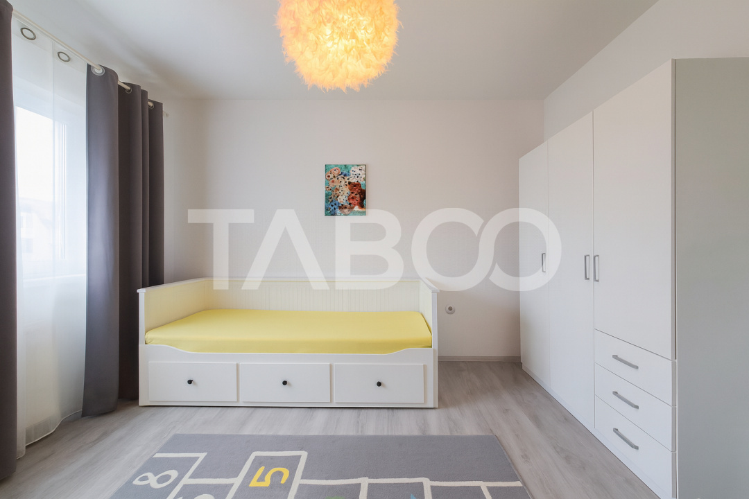 Apartament de vanzare 3 camere 2 bai gradina 74mp si parcare Selimbar