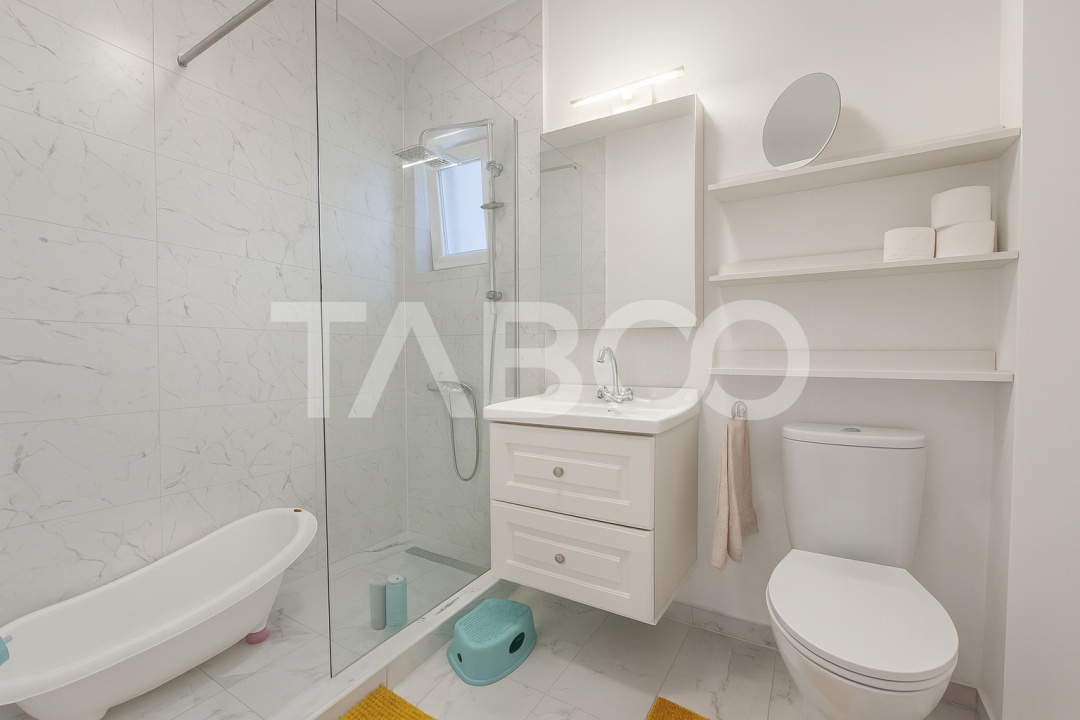 Apartament de vanzare 3 camere 2 bai gradina 74mp si parcare Selimbar
