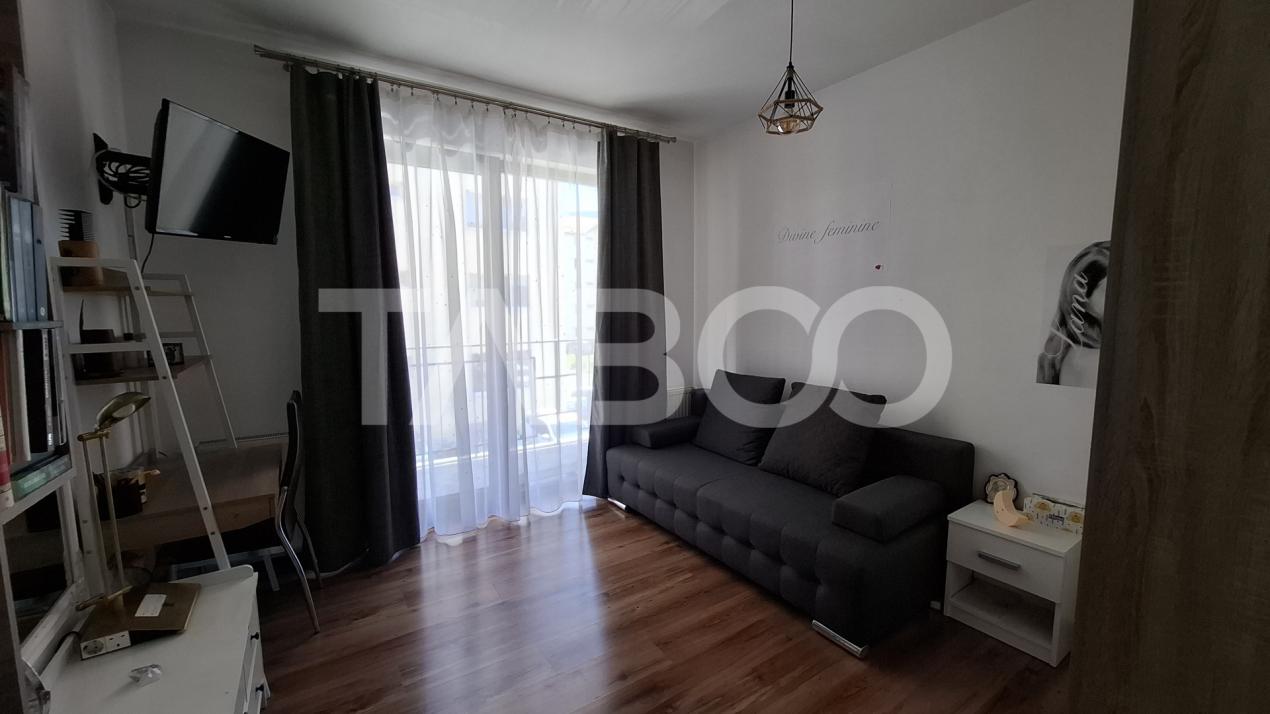 Apartament de vanzare 3 camere 68 mp etaj 1 strada Frunzei Turnisor