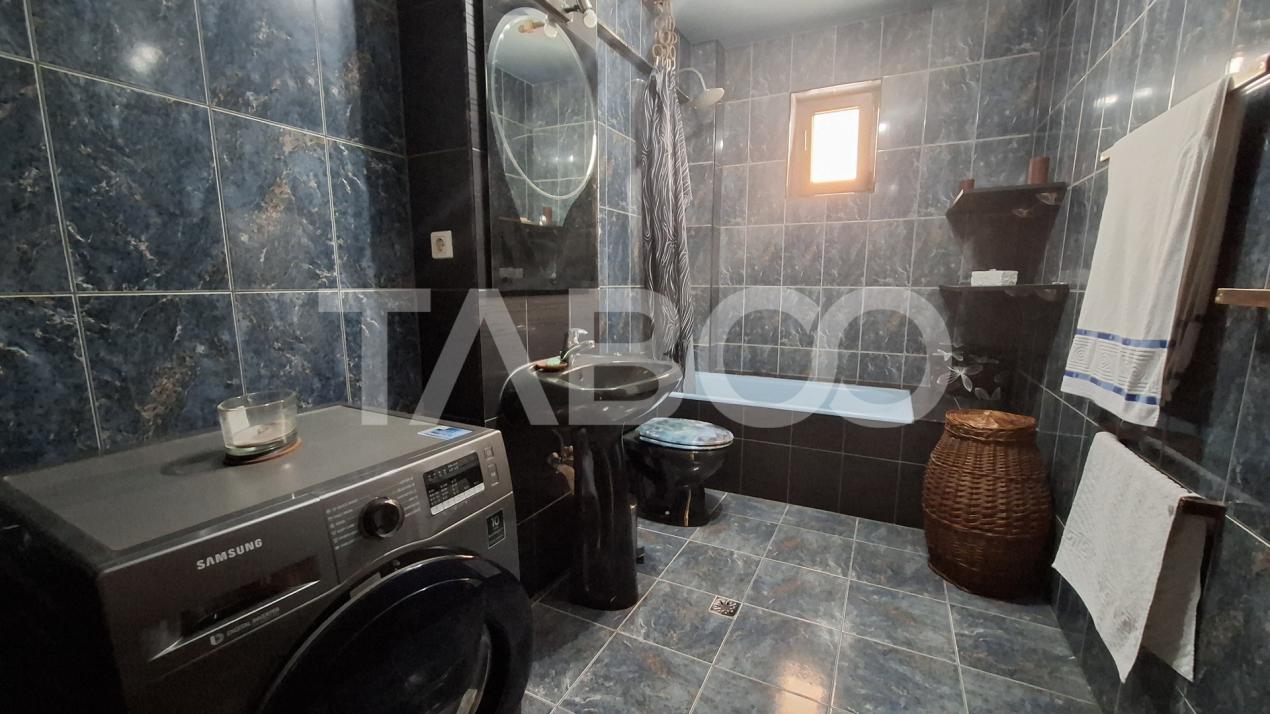 Apartament de vanzare 3 camere 68 mp etaj 1 strada Frunzei Turnisor