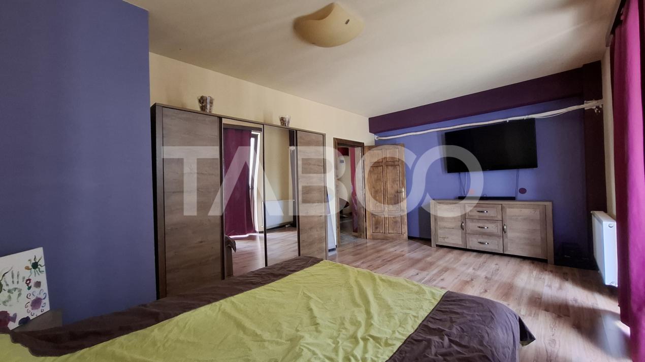 Apartament de vanzare 3 camere 68 mp etaj 1 strada Frunzei Turnisor