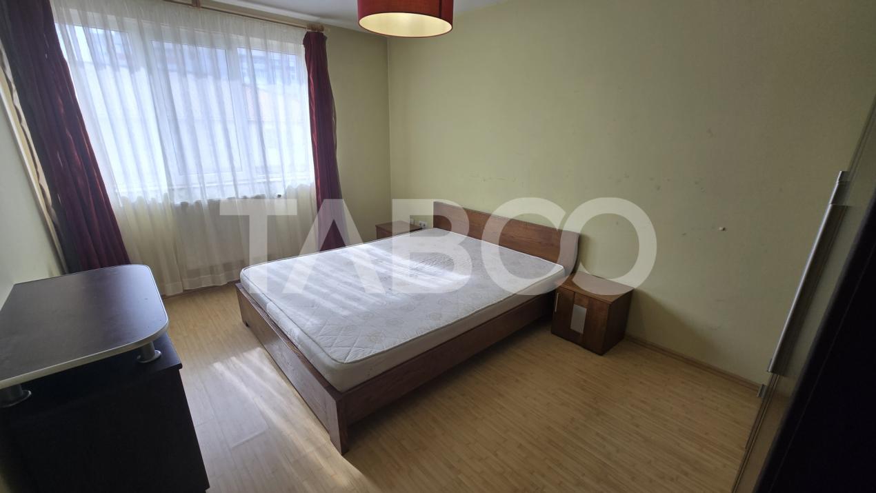 Apartament de vanzare 3 camere 70mp mobilat utilat balcon zona Rahovei
