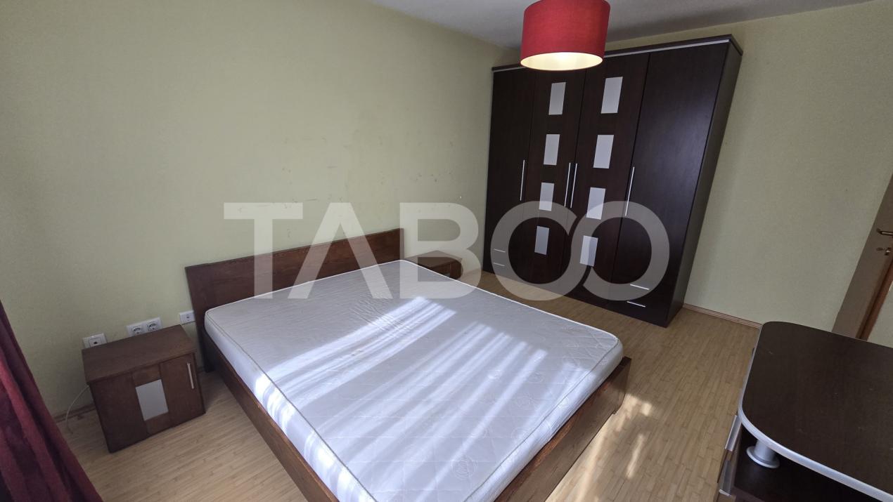 Apartament de vanzare 3 camere 70mp mobilat utilat balcon zona Rahovei