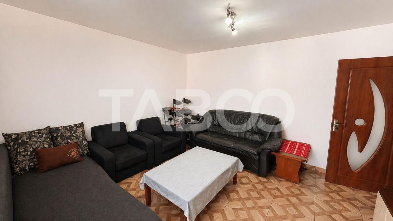 Apartament de vanzare 3 camere 76 mpu zona Terezian Sibiu