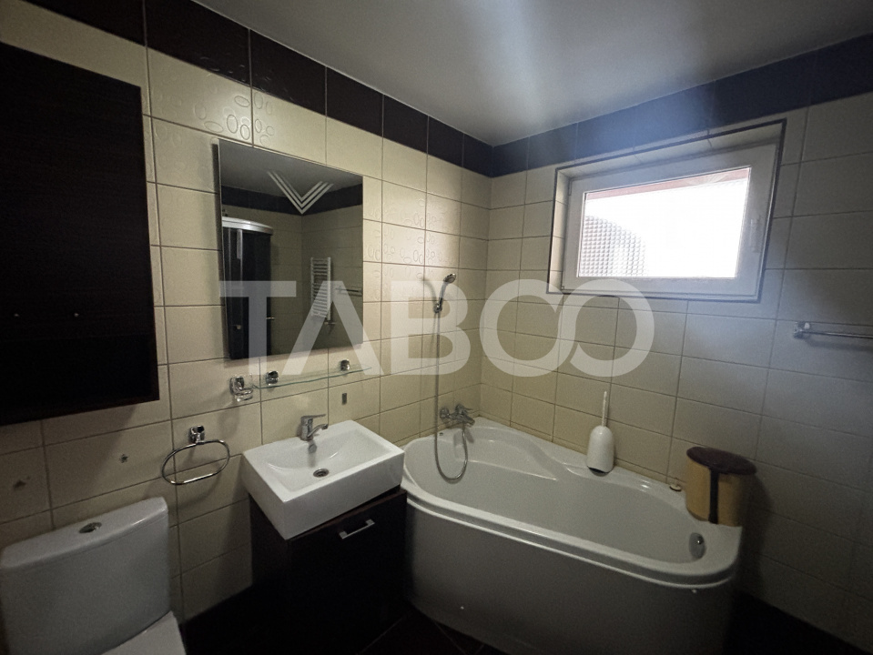 Apartament de vanzare 3 camere 82 mp + doua balcoane Zona Rahovei