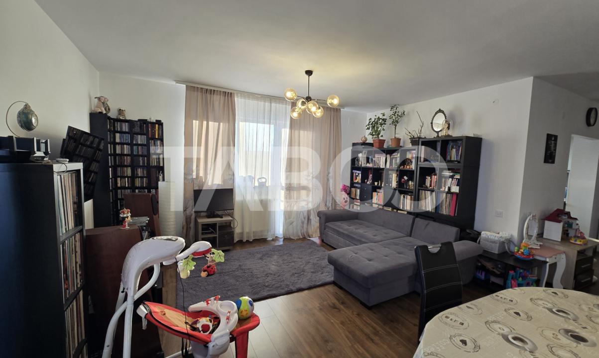 Apartament de vanzare 3 camere 93mp 2 bai balcon si lift Rahovei Sibiu