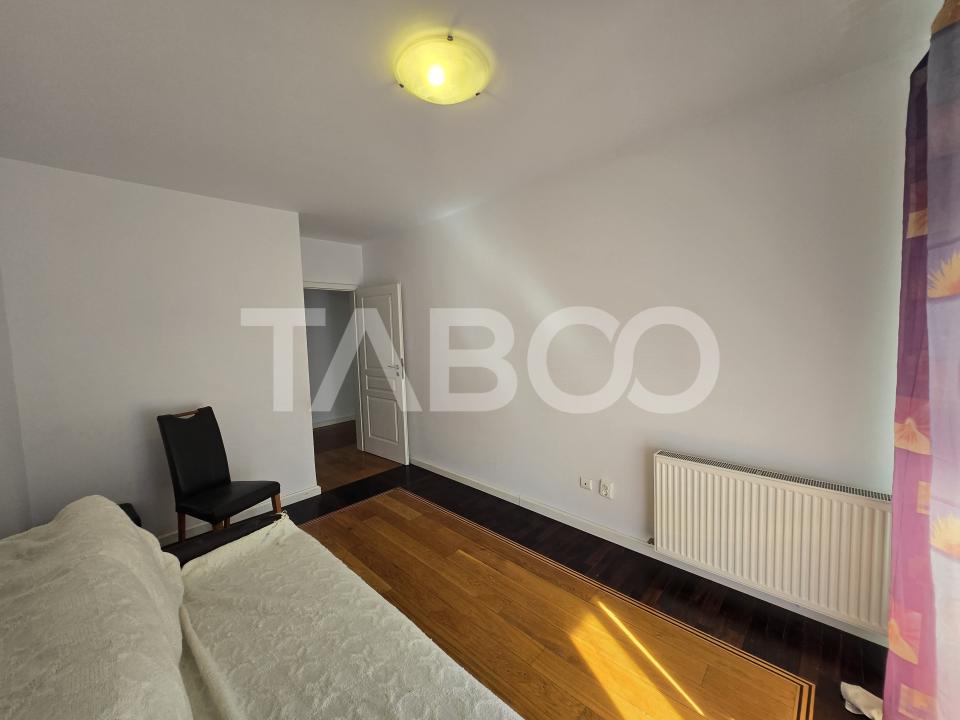 Apartament de vanzare 3 camere balcon parcare City Residence Sibiu