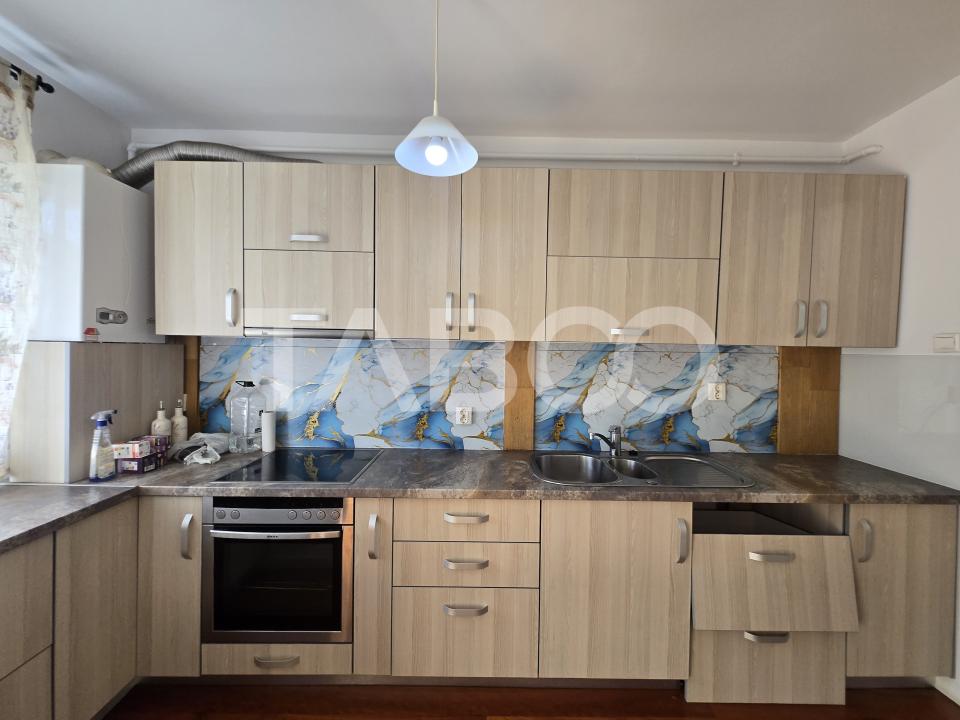 Apartament de vanzare 3 camere balcon parcare City Residence Sibiu