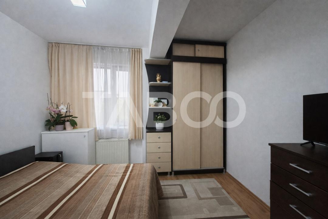 Apartament de vanzare 3 camere + boxa si balcon parcare etaj 2 Alma