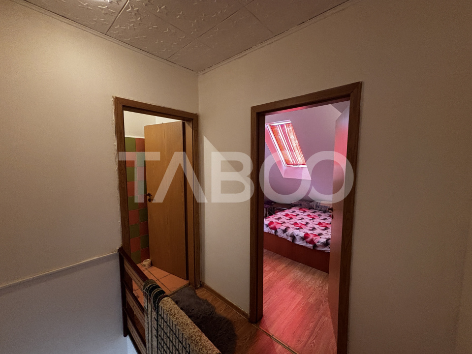 Apartament de vanzare 3 camere complet mobilat utilat Valea Aurie