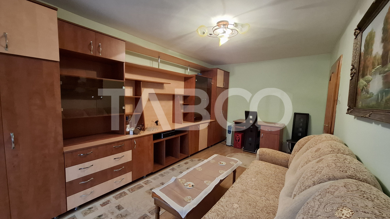 Apartament de vanzare 3 camere decomandat 58 mp zona Valea Aurie Sibiu