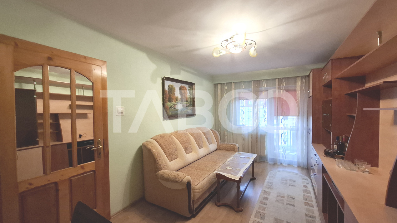 Apartament de vanzare 3 camere decomandat 58 mp zona Valea Aurie Sibiu
