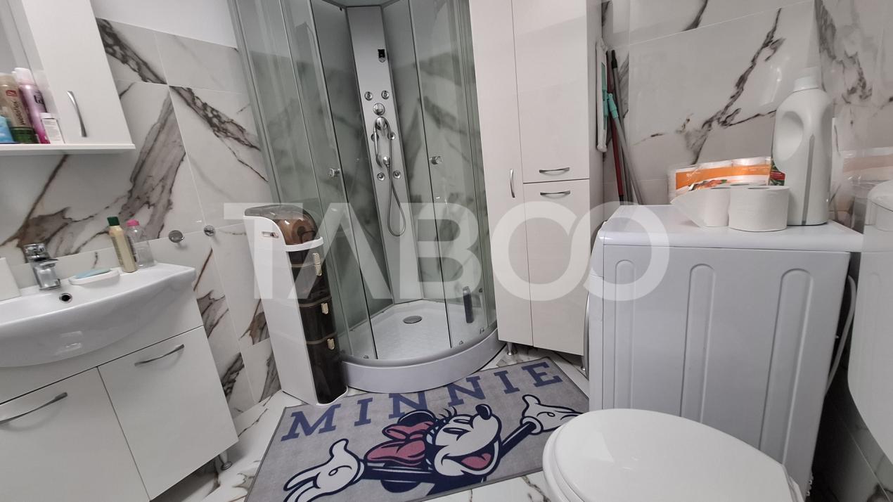 Apartament de vanzare 3 camere decomandat 68 mp zona Turnisor Sibiu