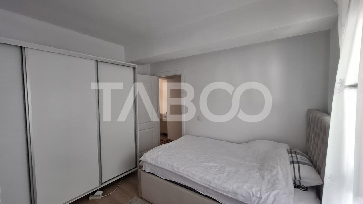 Apartament de vanzare 3 camere decomandat 68 mp zona Turnisor Sibiu