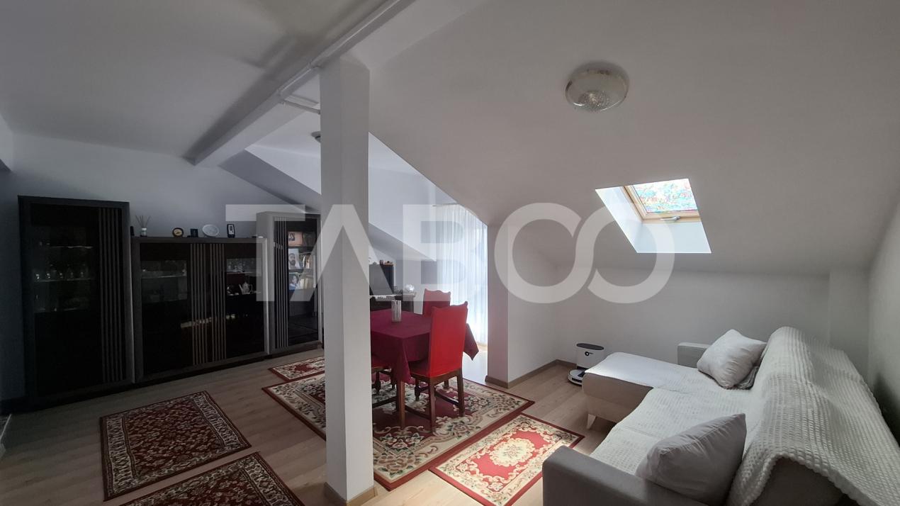 Apartament de vanzare 3 camere decomandat 68 mp zona Turnisor Sibiu