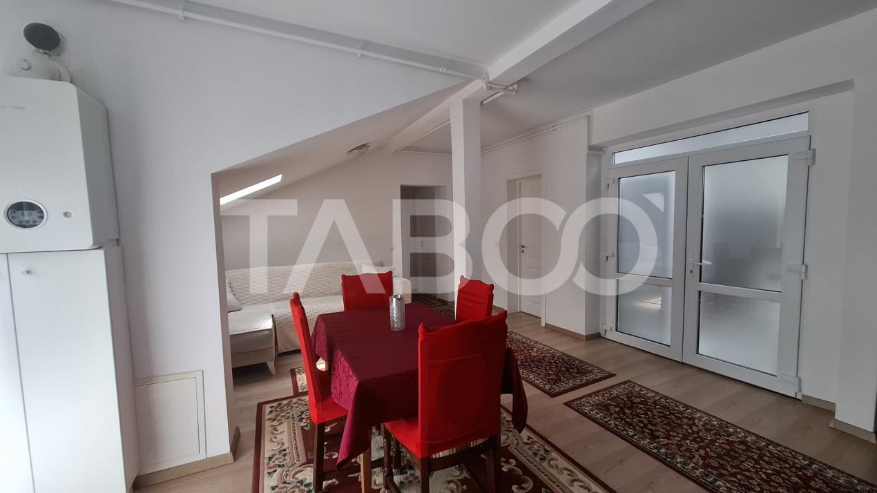 Apartament de vanzare 3 camere decomandat 68 mp zona Turnisor Sibiu