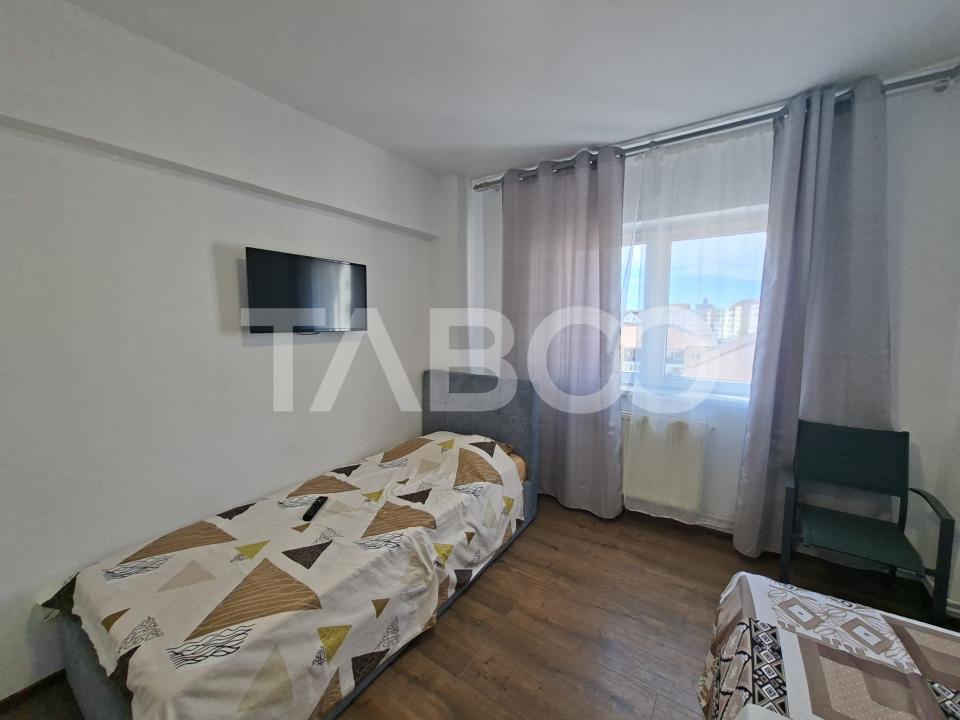 Apartament de vanzare 3 camere decomandat Mihai Viteazul bloc cu lift