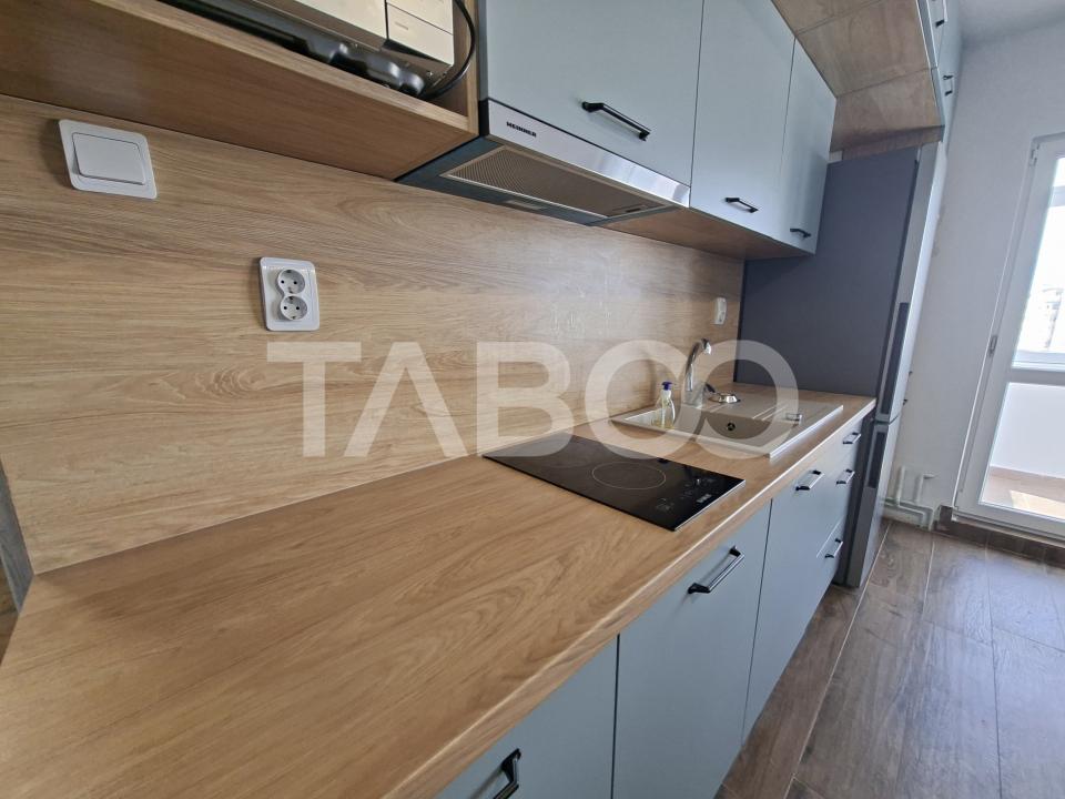 Apartament de vanzare 3 camere decomandat Mihai Viteazul bloc cu lift