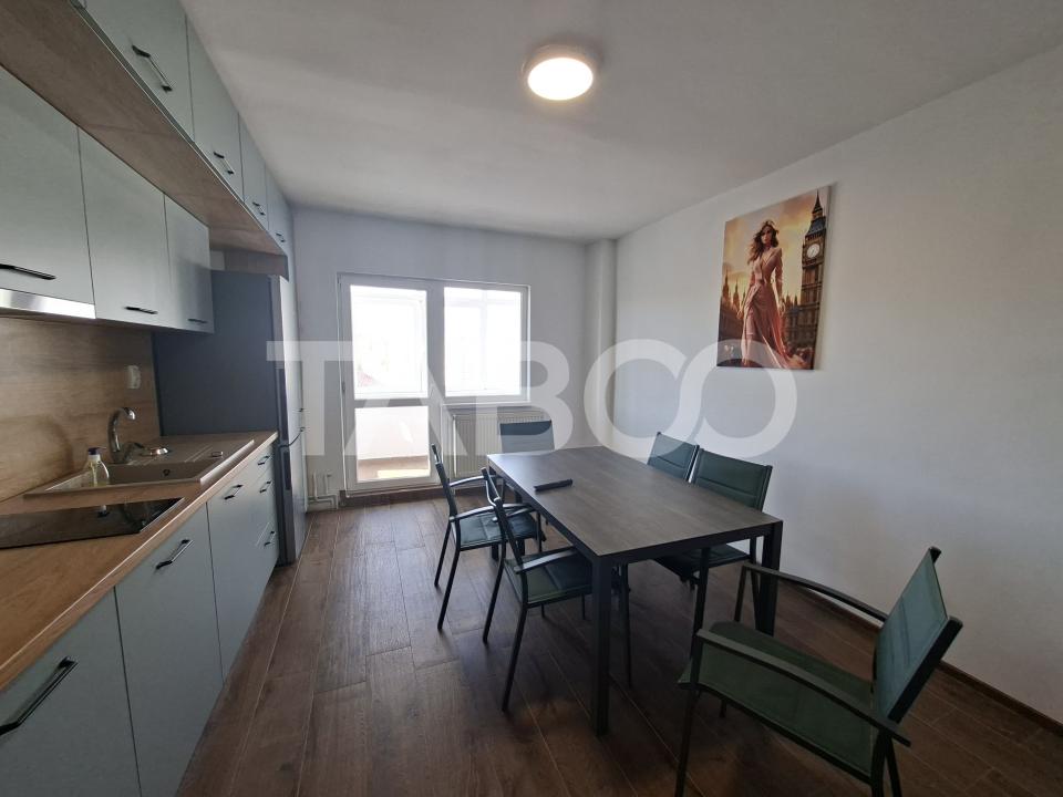 Apartament de vanzare 3 camere decomandat Mihai Viteazul bloc cu lift