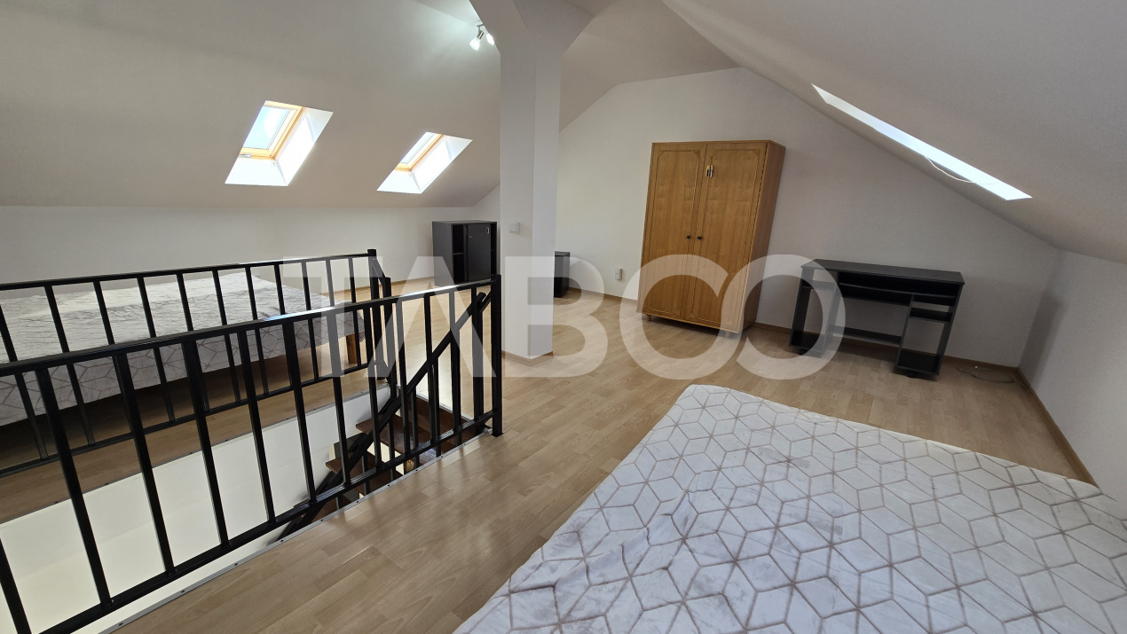 Apartament de vanzare 3 camere decomandate 115mpu balcon zona Tilisca