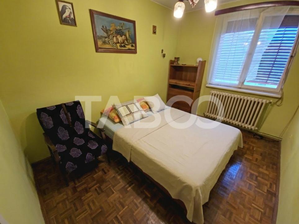 Apartament de vanzare 3 camere decomandate 2 balcoane in Strand Sibiu in Sibiu - Hategului