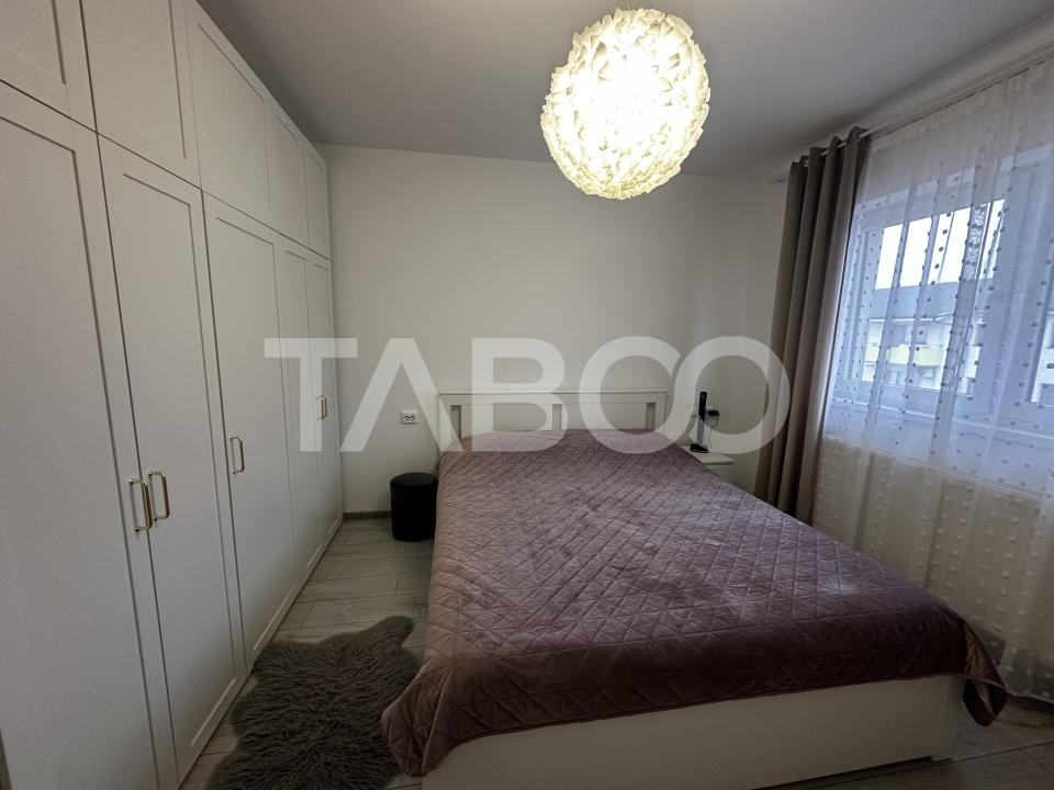 Apartament de vanzare 3 camere decomandate 78 mpu pod 85 mp Selimbar