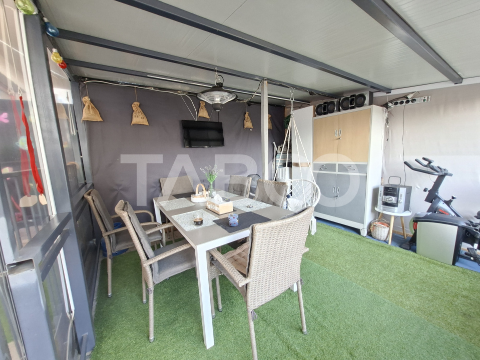 Apartament de vanzare 3 camere decomandate gradina Calea Surii Mici