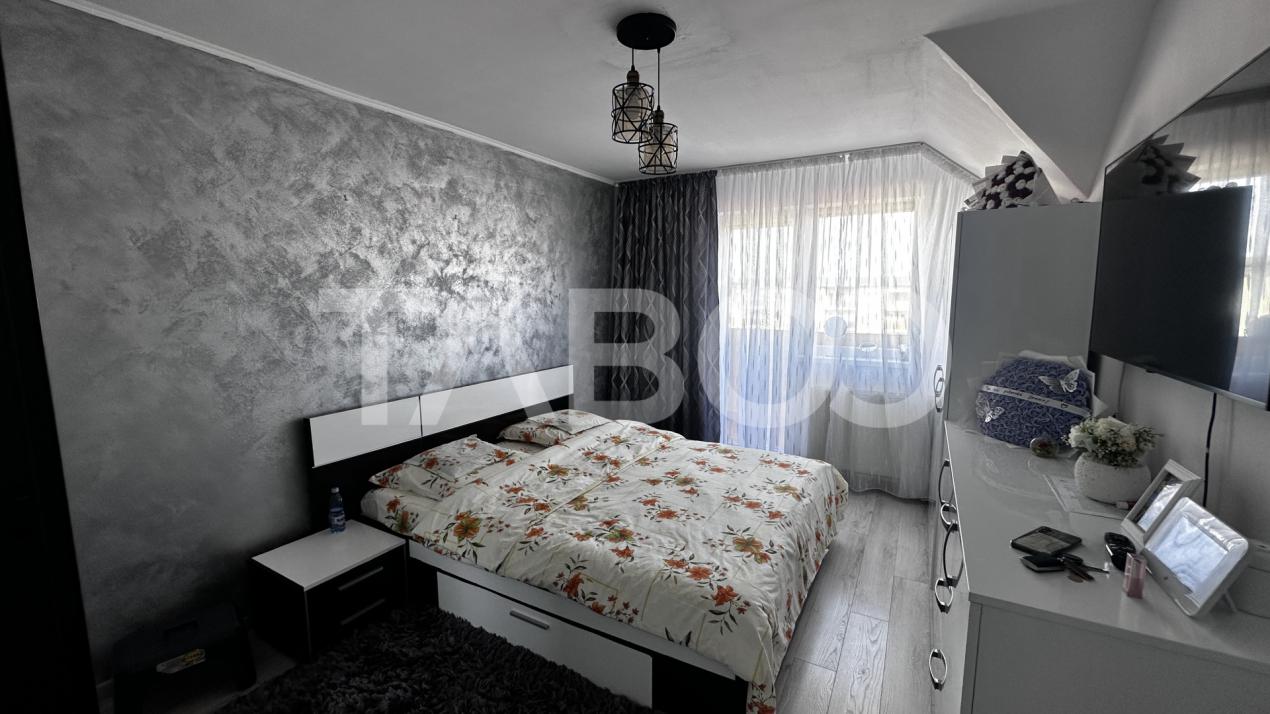 Apartament de vanzare 3 camere decomandate loc parcare Selimbar