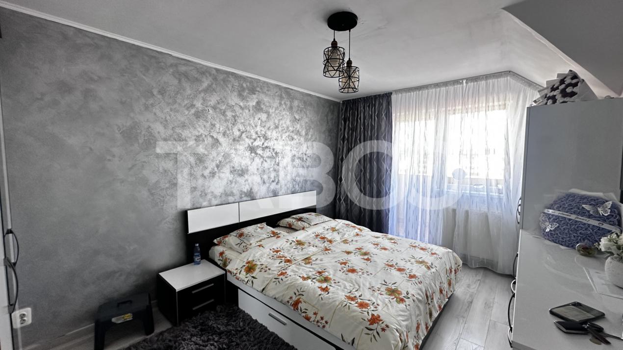 Apartament de vanzare 3 camere decomandate loc parcare Selimbar