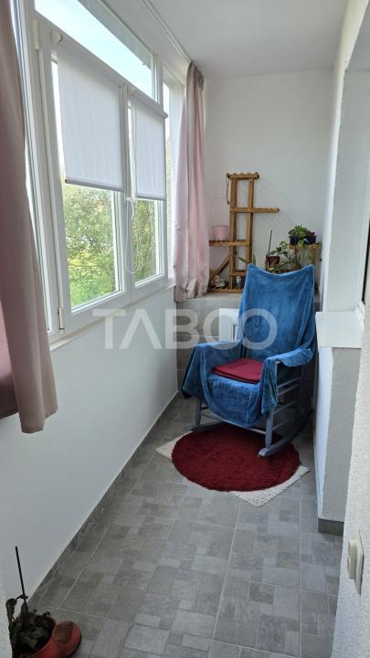 Apartament de vanzare 3 camere decomandate parcare zona Brana Selimbar