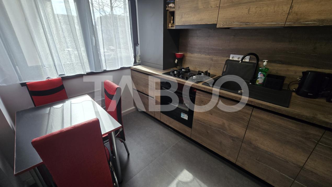 Apartament de vanzare 3 camere etaj 1 in zona Unimat Selimbar