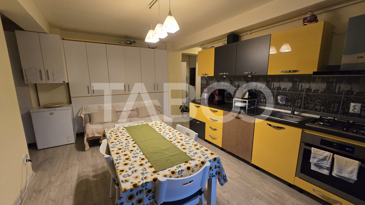 Apartament de vanzare 3 camere etaj intermediar balcon Doamna Stanca
