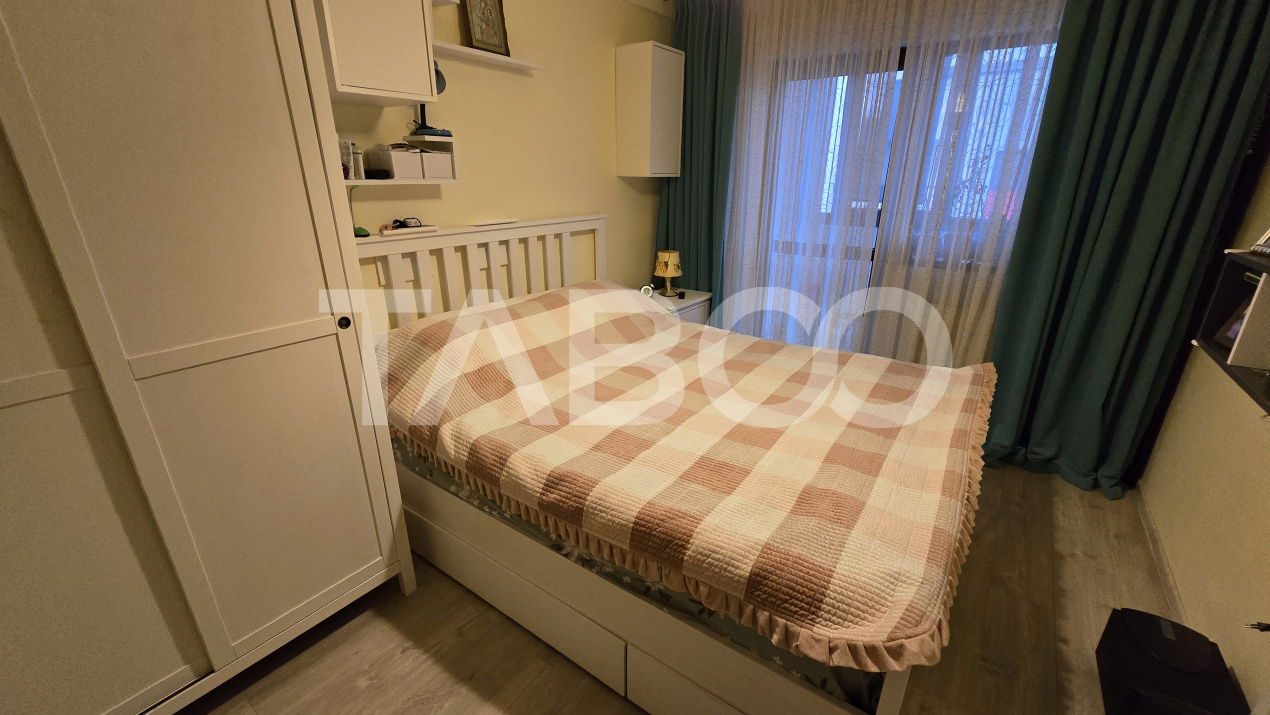 Apartament de vanzare 3 camere etaj intermediar balcon Doamna Stanca