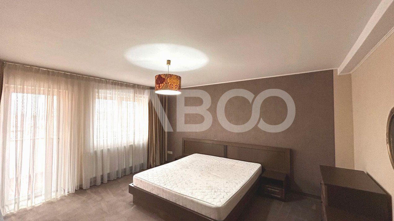 Apartament de vanzare 3 camere loc de parcare 2 bai balcon in Sibiu