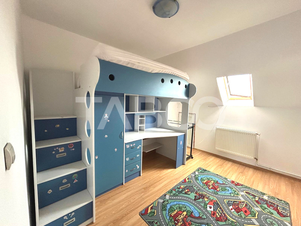 Apartament de vanzare 3 camere mobilate utilate si 2 bai zona Terezian