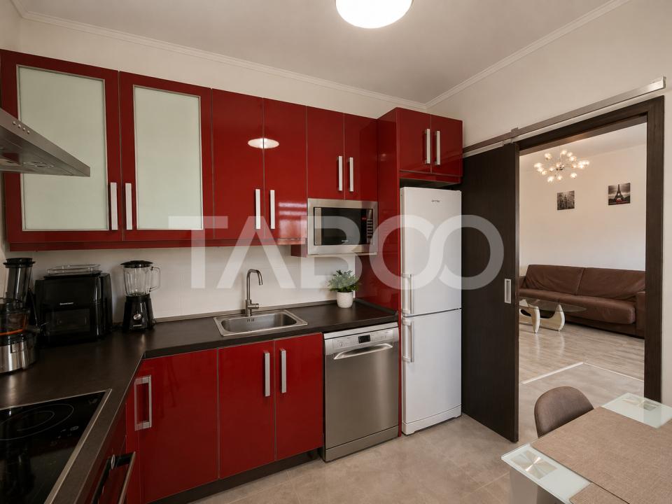  Apartament de vanzare 3 camere si gradina proprie de 147  mp