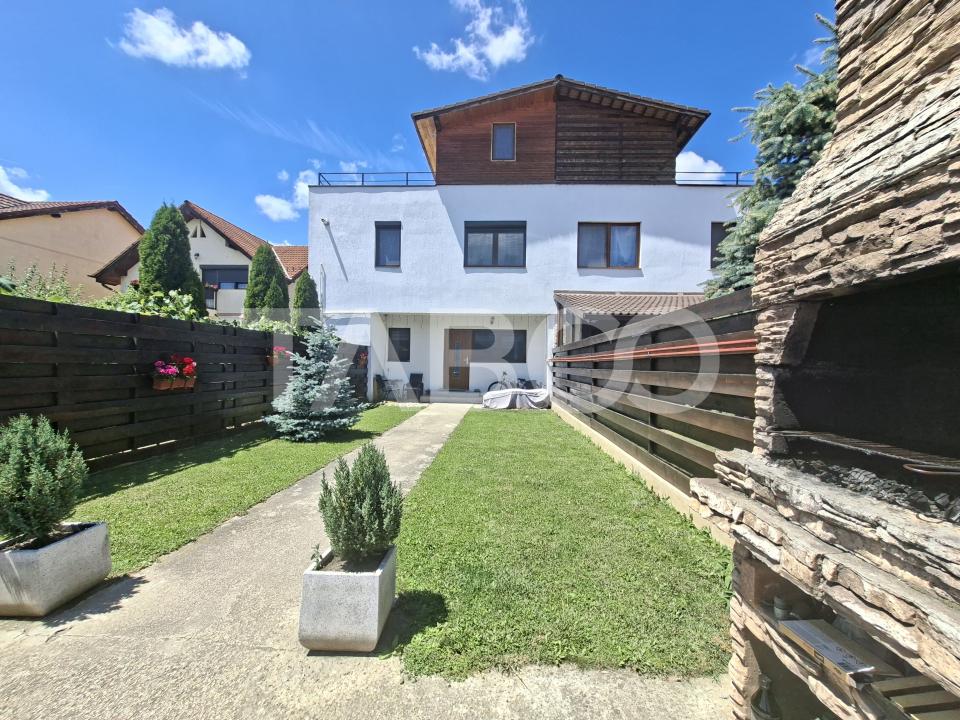  Apartament de vanzare 3 camere si gradina proprie de 147  mp