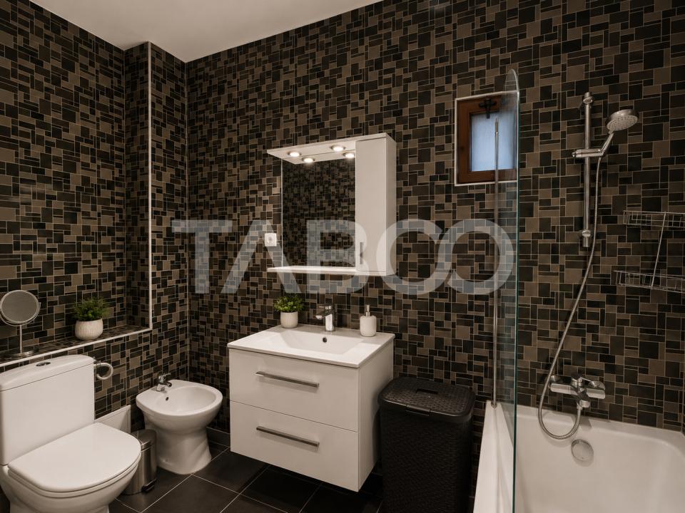  Apartament de vanzare 3 camere si gradina proprie de 147  mp