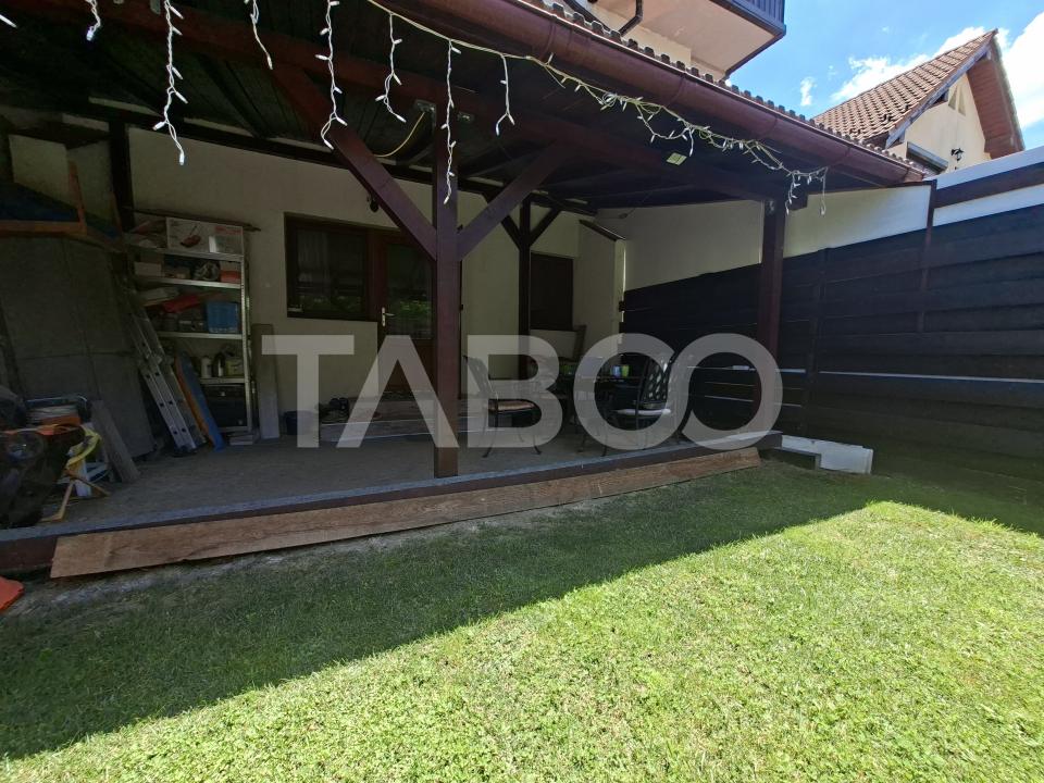  Apartament de vanzare 3 camere si gradina proprie de 147  mp