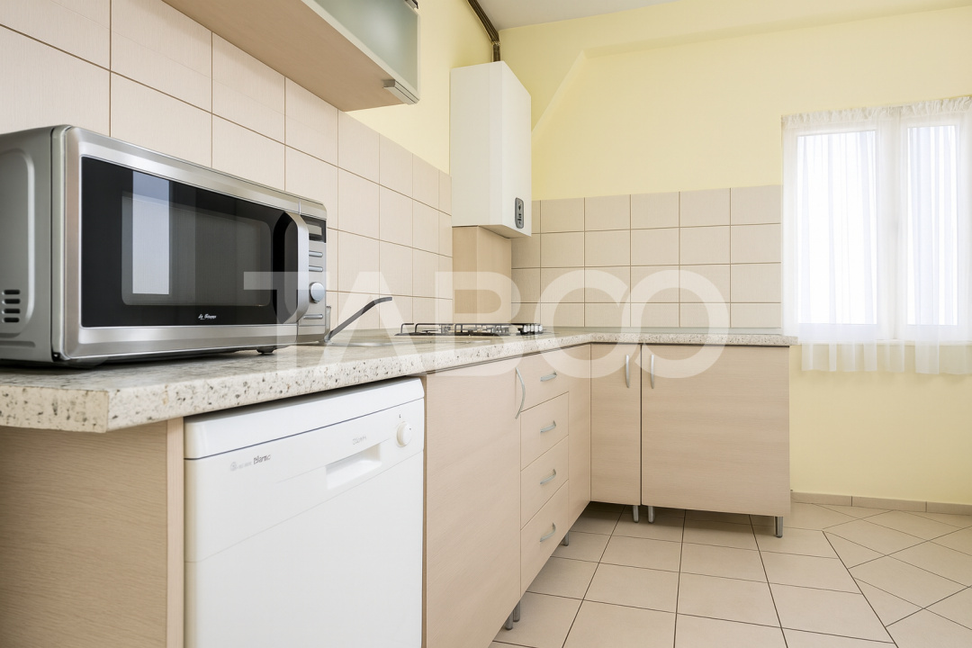 Apartament de vanzare 3 camere Terezian 70 mp utili plus balcon