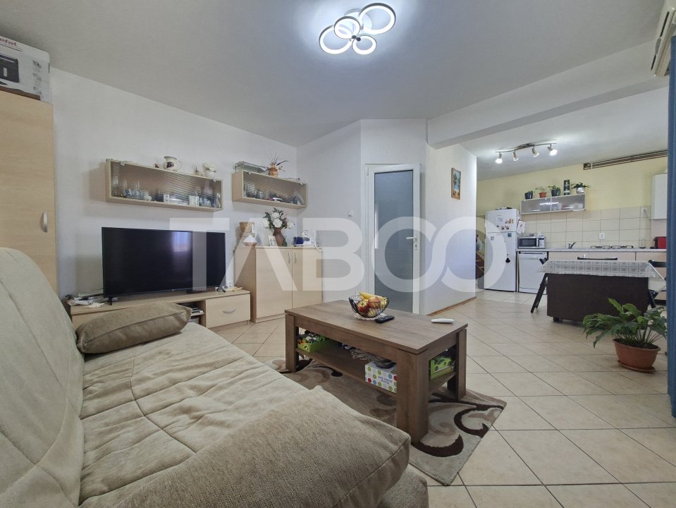 Apartament de vanzare 3 camere Terezian 70 mpu plus balcon Comision 0%