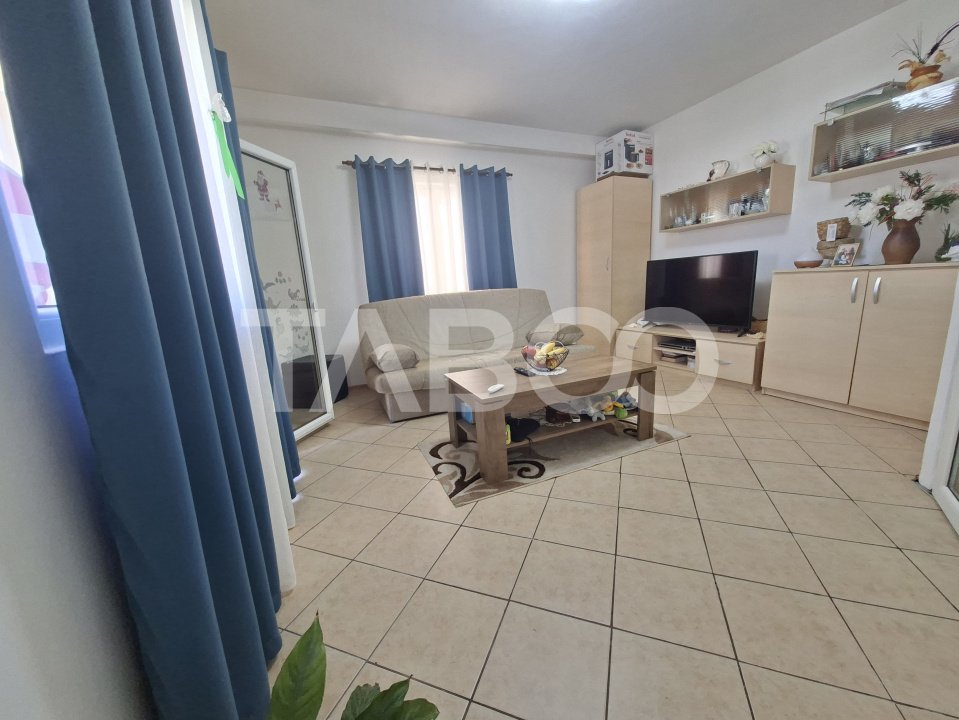Apartament de vanzare 3 camere Terezian 70 mpu plus balcon Comision 0%