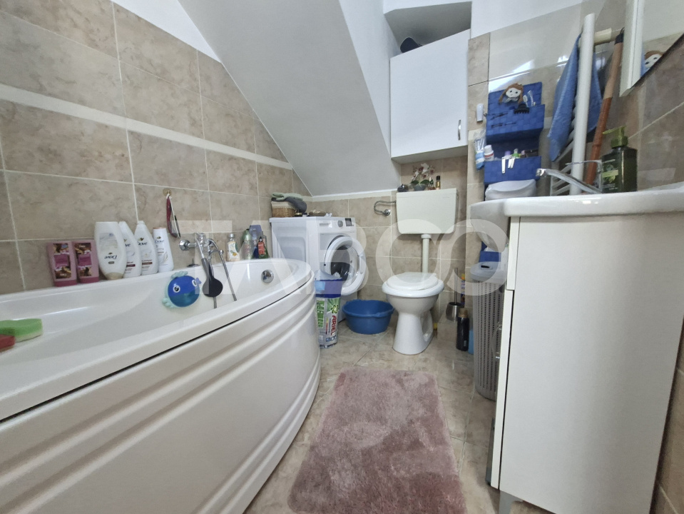 Apartament de vanzare 3 camere Terezian 70 mpu plus balcon Comision 0%