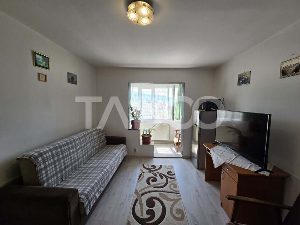 Apartament de vanzare 36 mpu 2 camere etaj 2 in Avrig zona Sticla