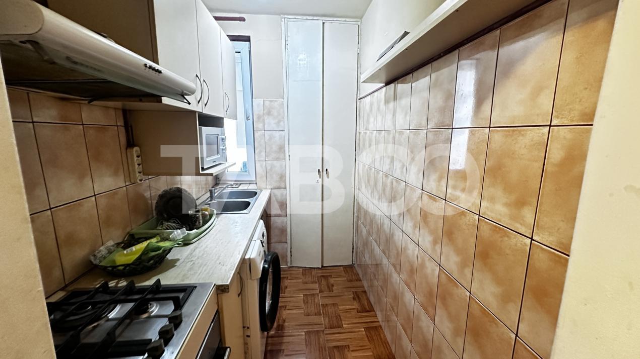 Apartament de vanzare 37 mp 2 camere  balcon zona Mihai Viteazul Sibiu