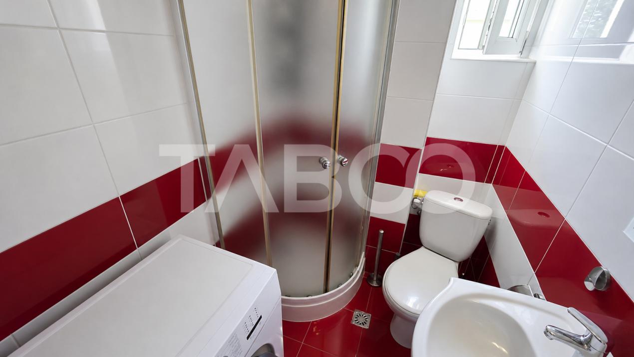 Apartament de vanzare 4 camere 2 bai garaj si curte in Turnisor