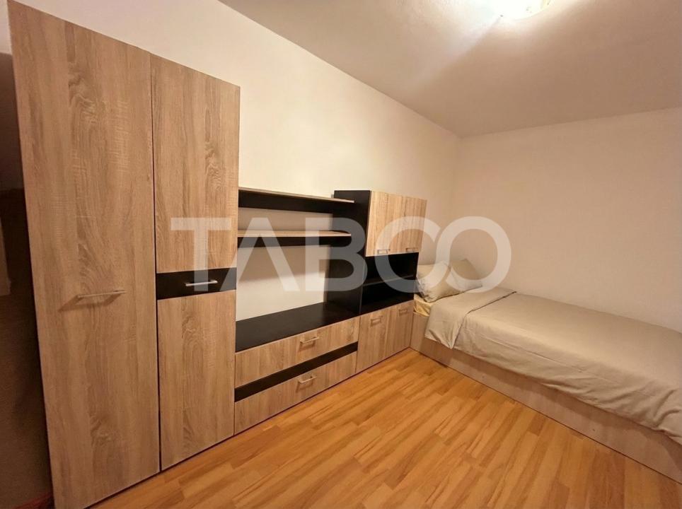 Apartament de vanzare 4 camere 60mp decomandat Rahovei Sibiu