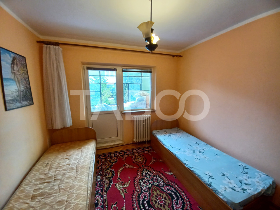 Apartament de vanzare 4 camere 75mp cu 2 balcoane Mihai Viteazul Sibiu