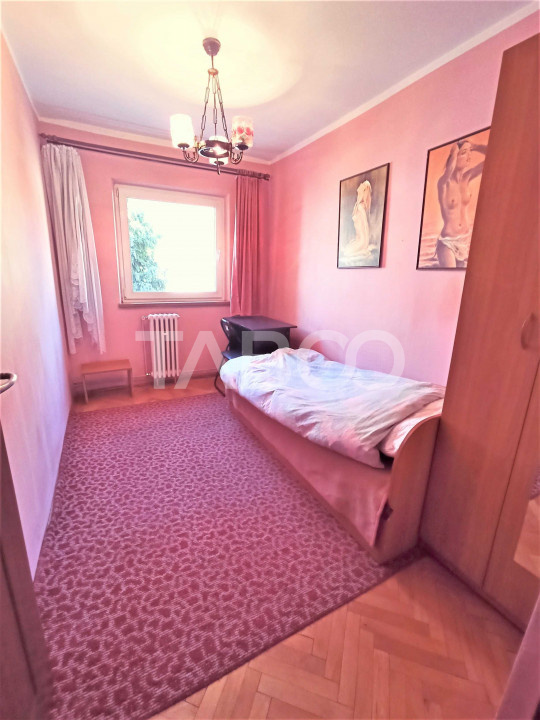 Apartament de vanzare 4 camere 75mp cu 2 balcoane Mihai Viteazul Sibiu