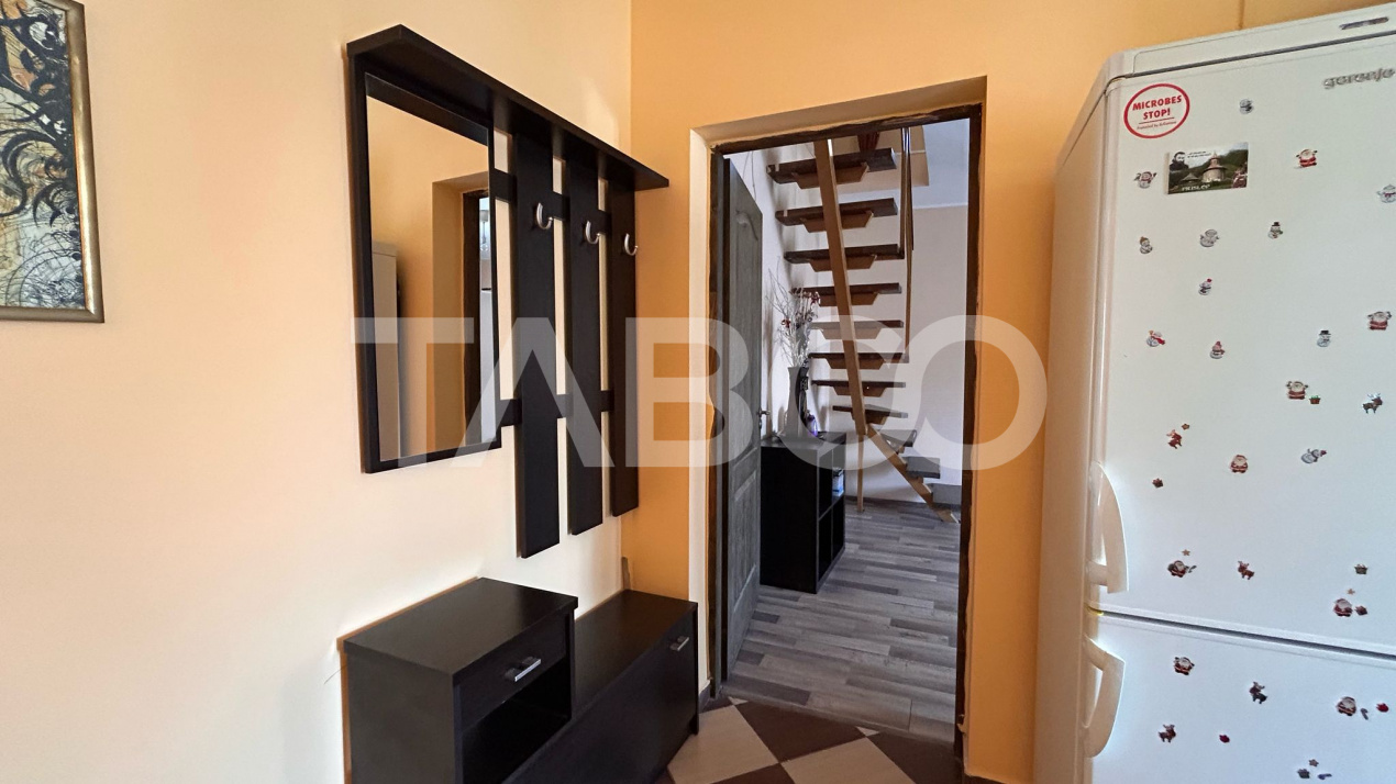 Apartament de vanzare 4 camere mobilat utilat si balcon Vasile Aaron 